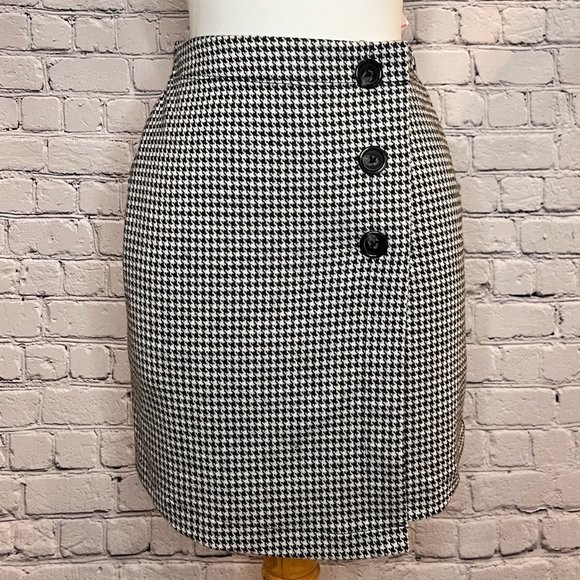 A-Line Houndstooth Mini Skirt (NWT) - Picture 3 of 6